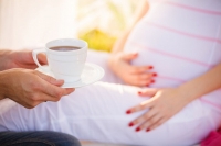 Απαγορεύεται ο καφές στην εγκυμοσύνη, τι ισχύει;