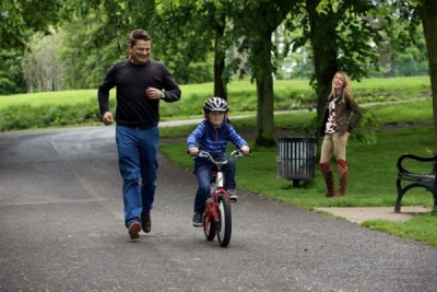 8 Συμβουλές για να μάθετε στα παιδιά σας ποδήλατο!