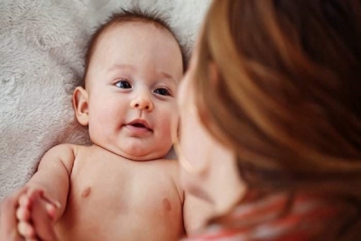 9 βασικές αρχές για να μάθουμε να επικοινωνούμε με το μωρό μας!