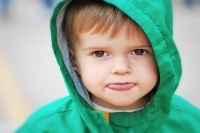 5 φράσεις που θα ηρεμήσουν άμεσα το θυμωμένο παιδί σας